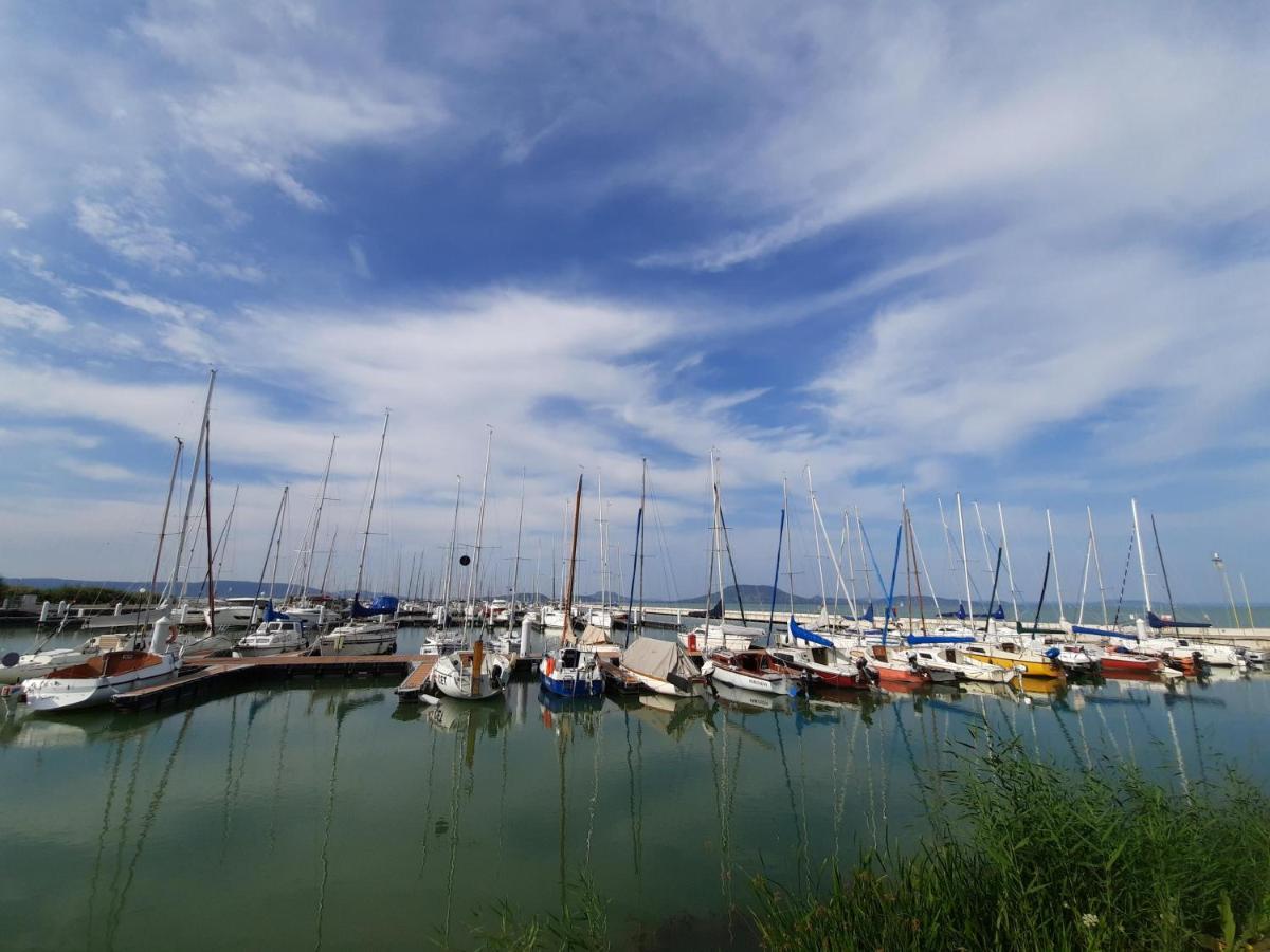 Marica Apartman Balatonfenyves Dış mekan fotoğraf